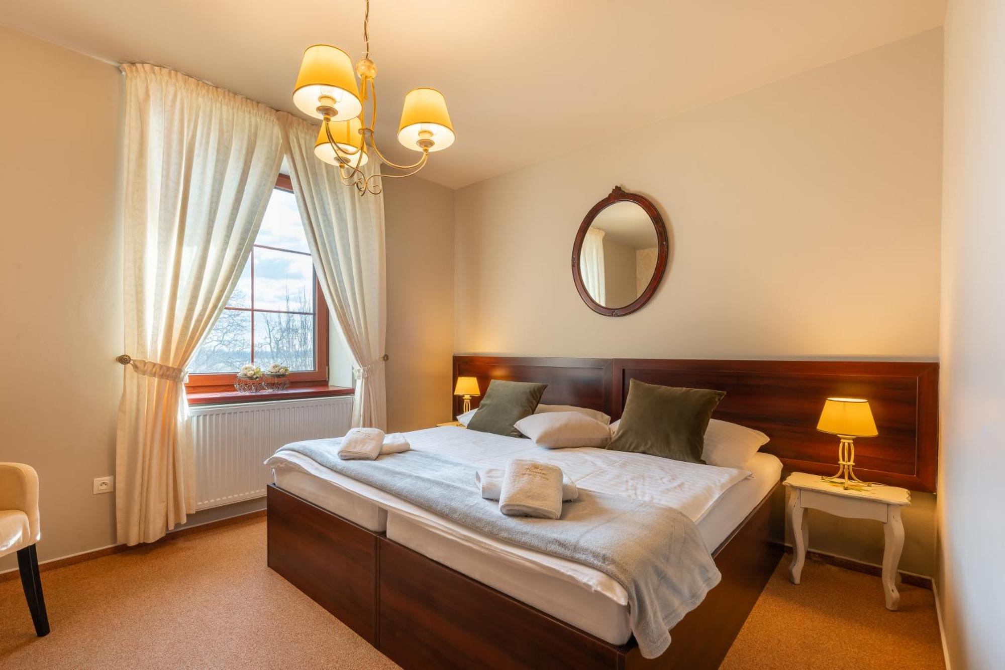 Hotel Plumlov Mostkovice Esterno foto